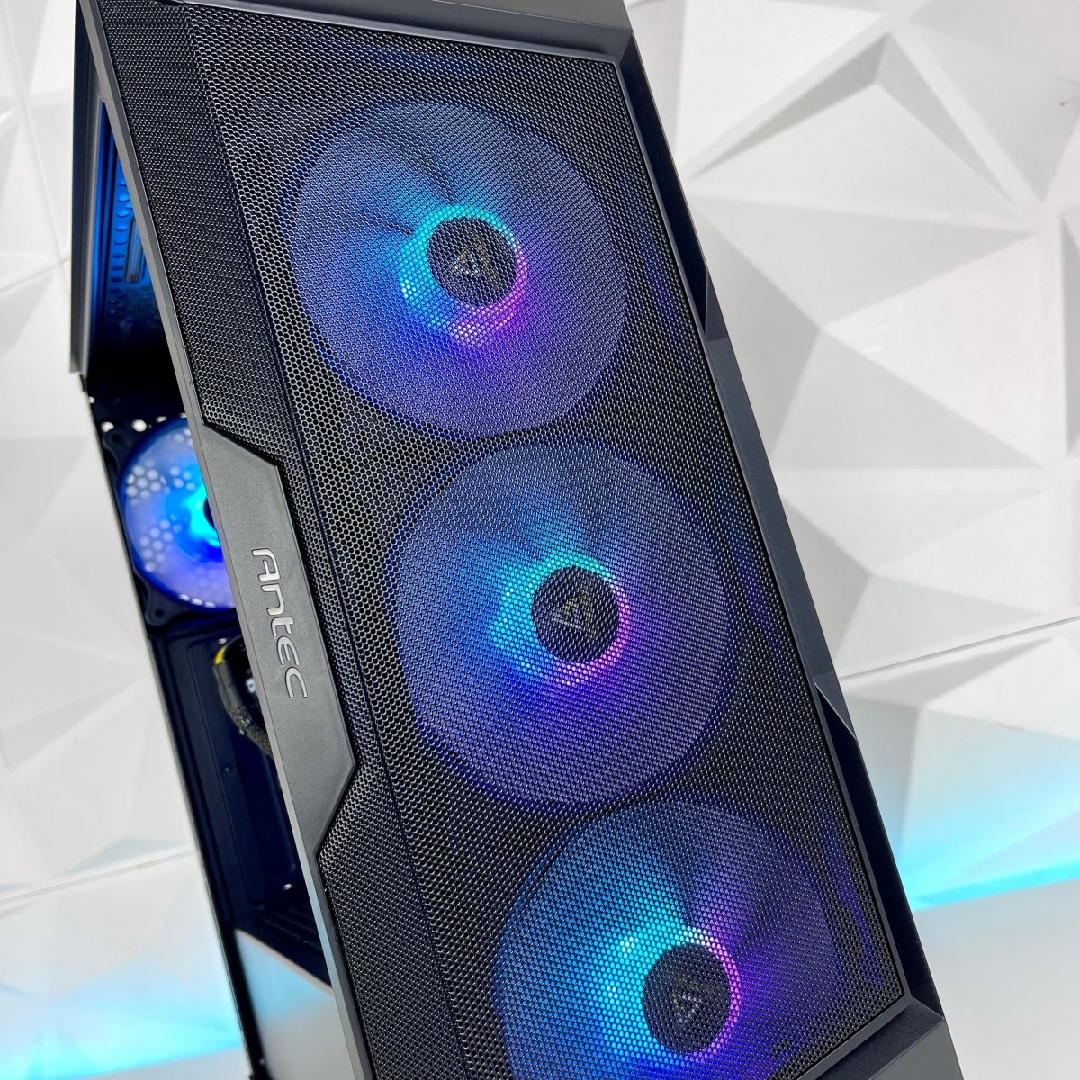 IGaming Intel Core i7 12700F | RTX 4070 Ti super/4080 | 32GB DDR5 AX61 Elite