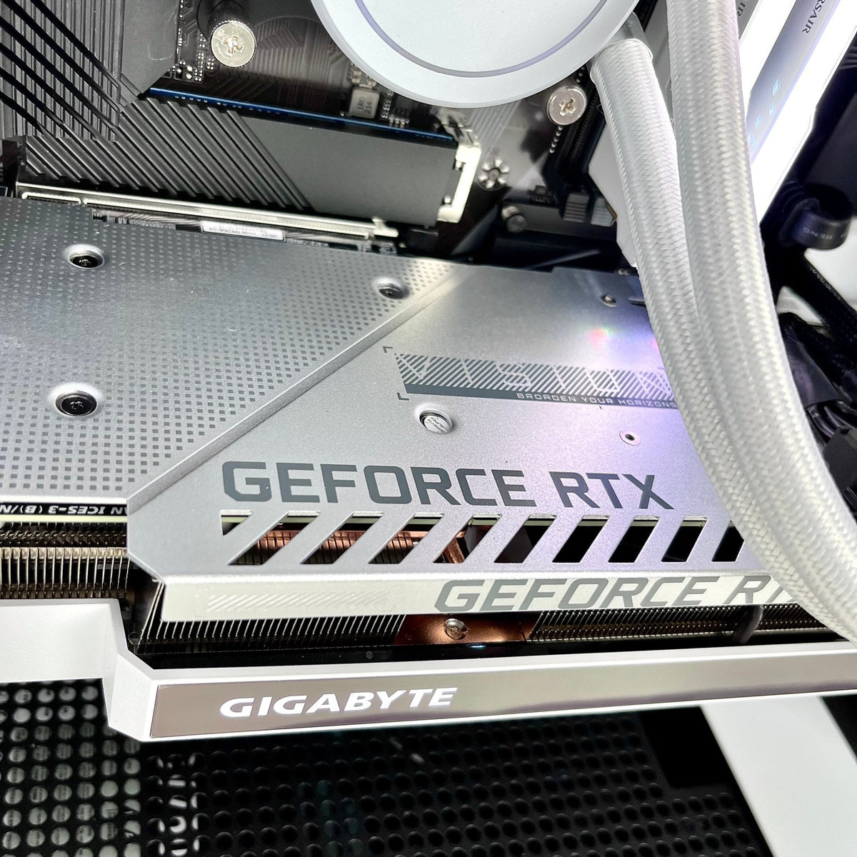IGaming Core i5 14600KF | RTX 4060-4070 Ti | H510 Flow