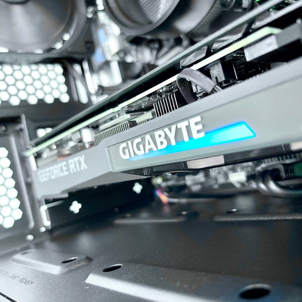 IGaming Ryzen 5 5600 | RTX 4060/4060 Ti | TD300 Crystal Dark