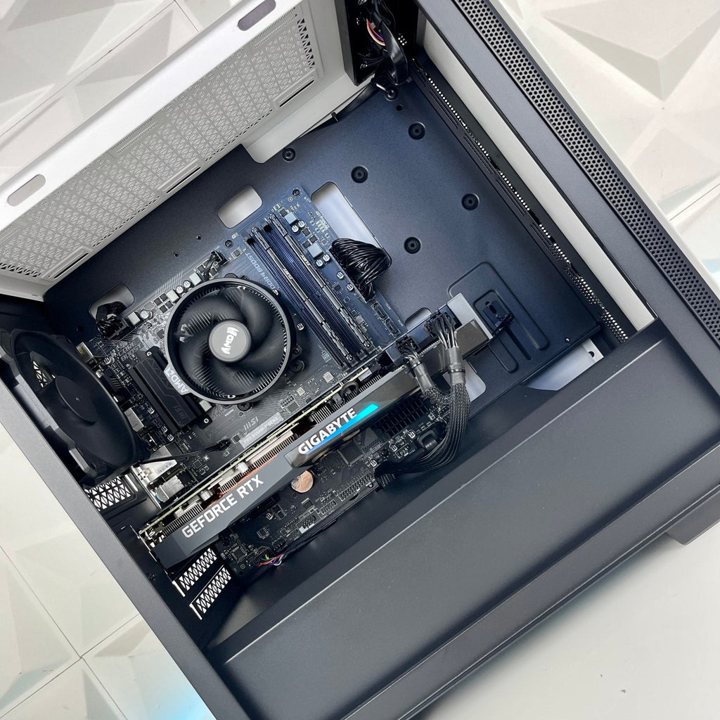 IGaming Ryzen 5 5600 | RTX 4060 Ti/4070S | Apollo Nova