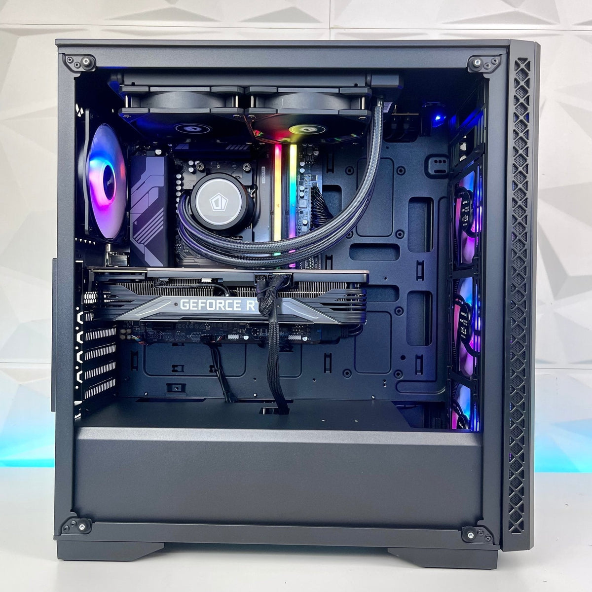 IGaming Ryzen 5 7600X | RTX 4060 Ti-4070 Ti super | 32GB DDR5 Devastator